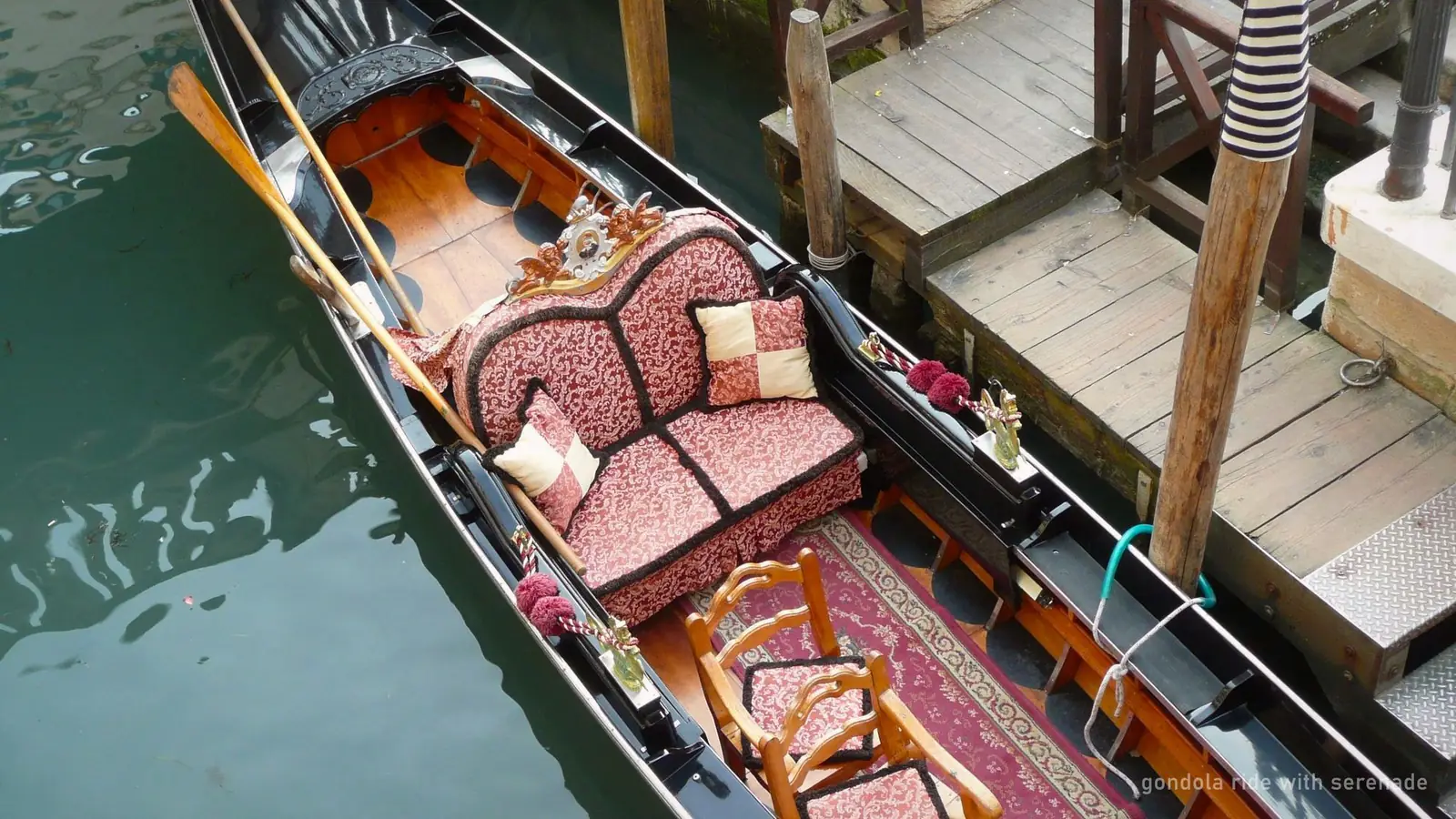 Gondola Ride with a Serenade in Venice: Private Boat — photo from the booking listing, Venice Gondola, Venice