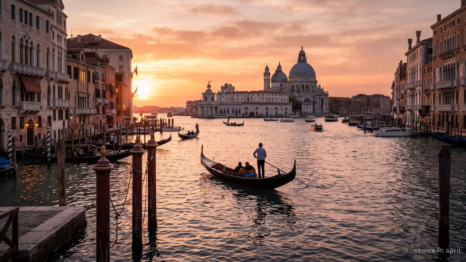 Venice Gondola, Venice: venice in april 2027: weather, sunset rides and gondolas